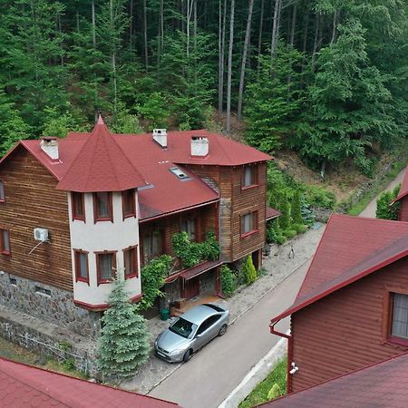 Elf-Cottage Tur'ya Paseka Bagian luar foto