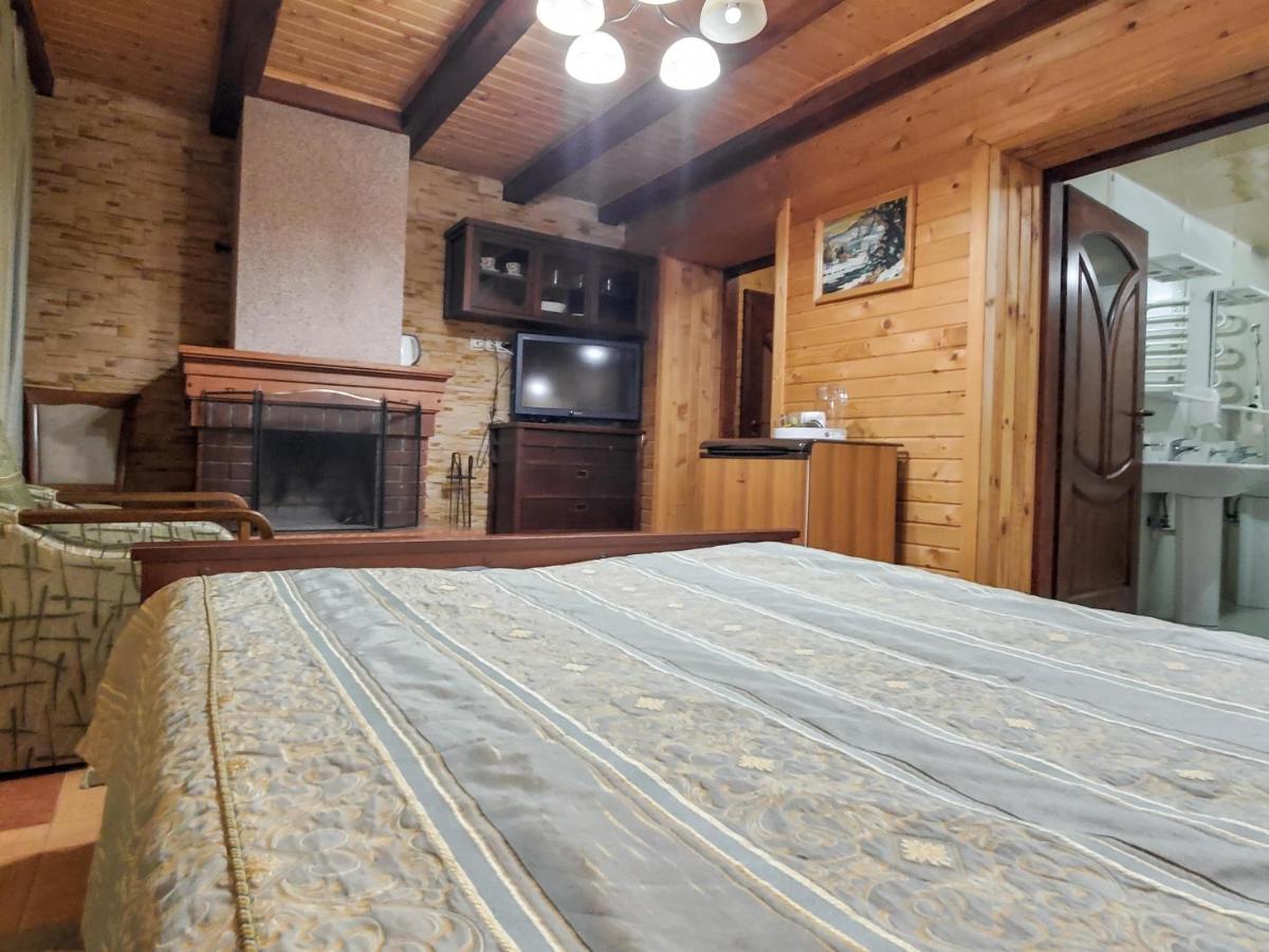 Elf-Cottage Tur'ya Paseka Bagian luar foto