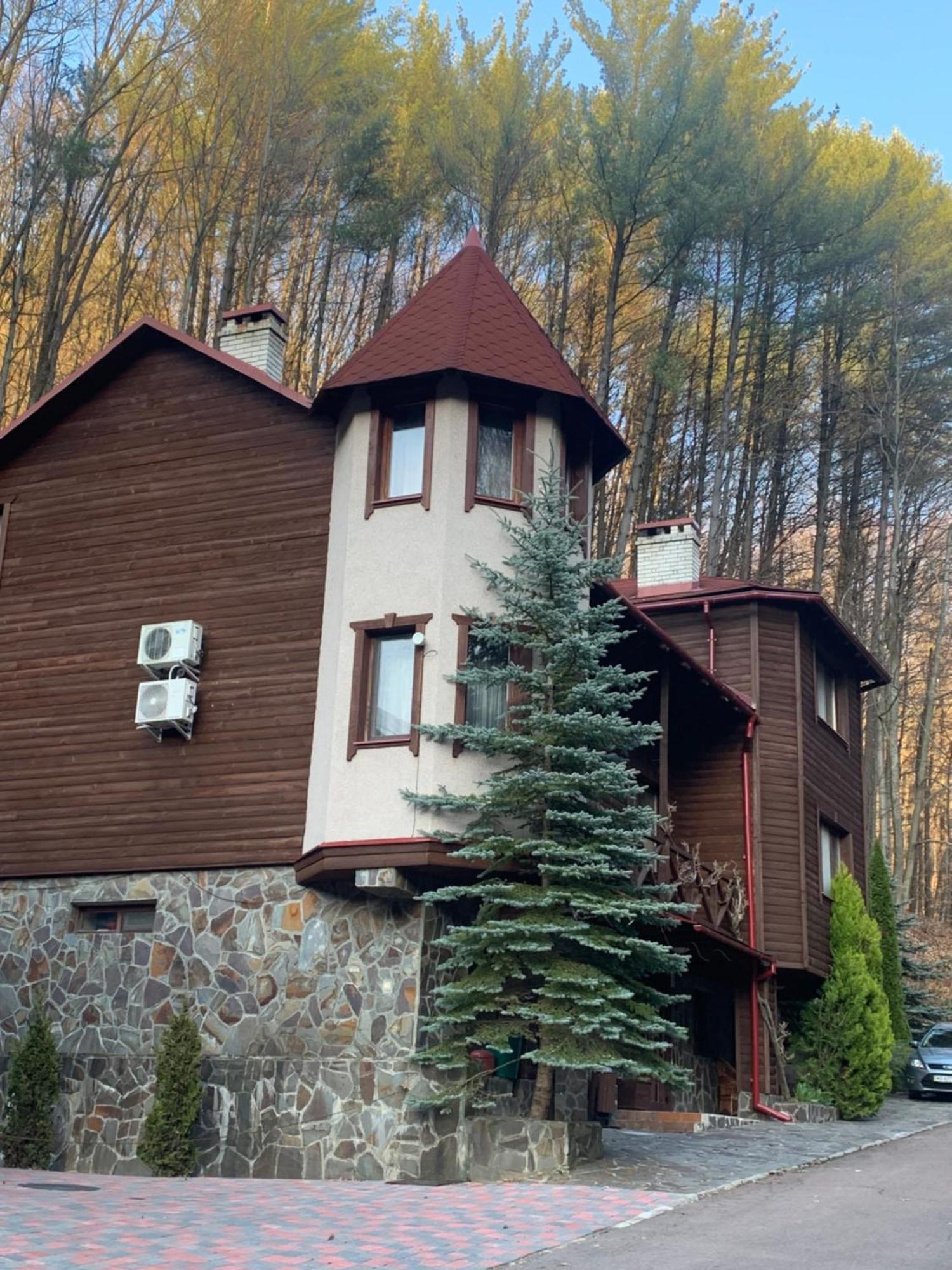 Elf-Cottage Tur'ya Paseka Bagian luar foto