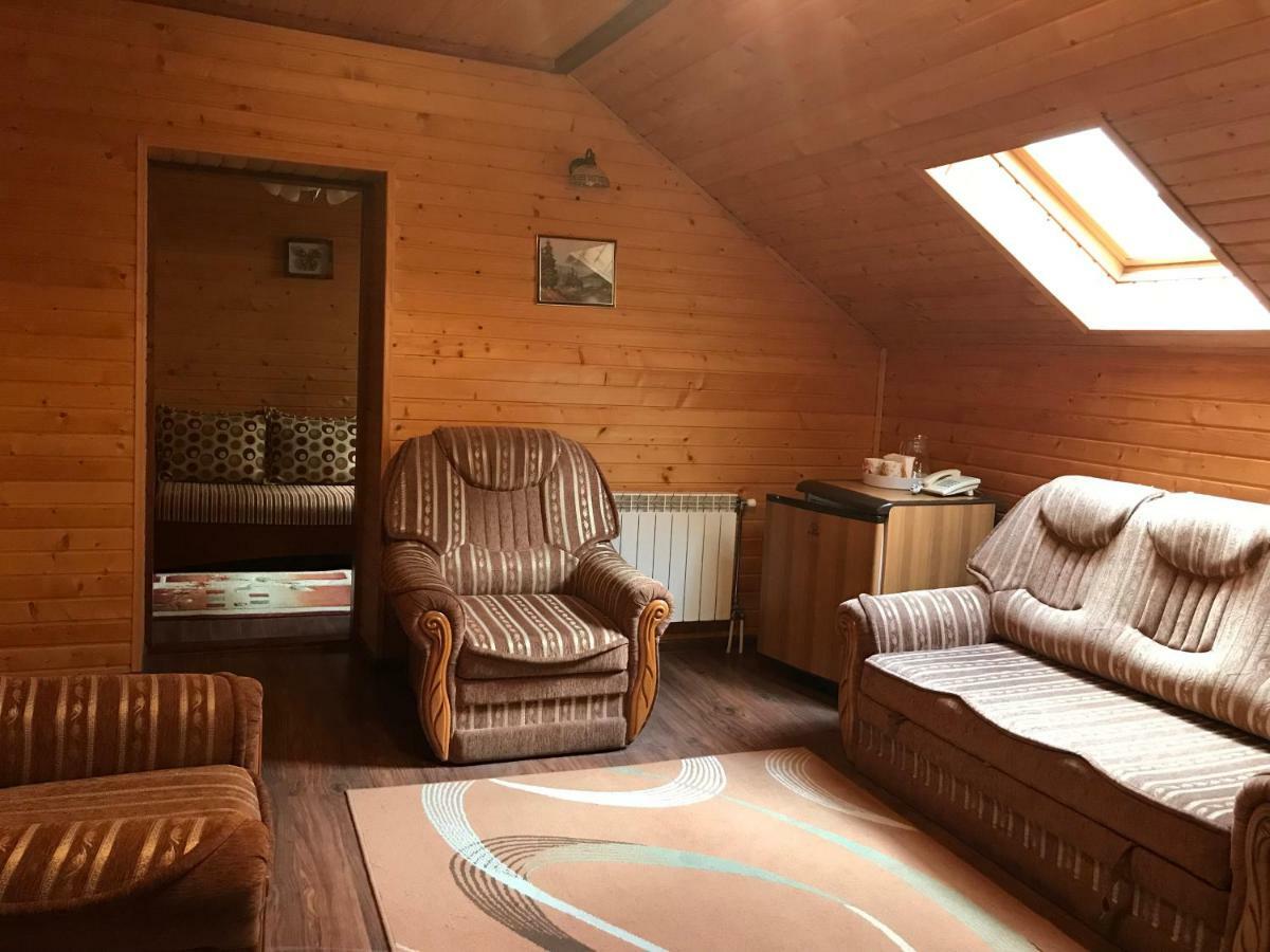 Elf-Cottage Tur'ya Paseka Bagian luar foto
