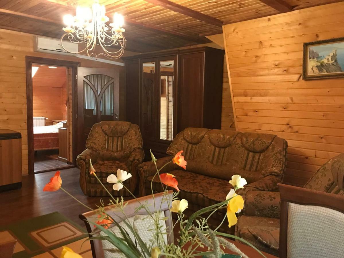 Elf-Cottage Tur'ya Paseka Bagian luar foto