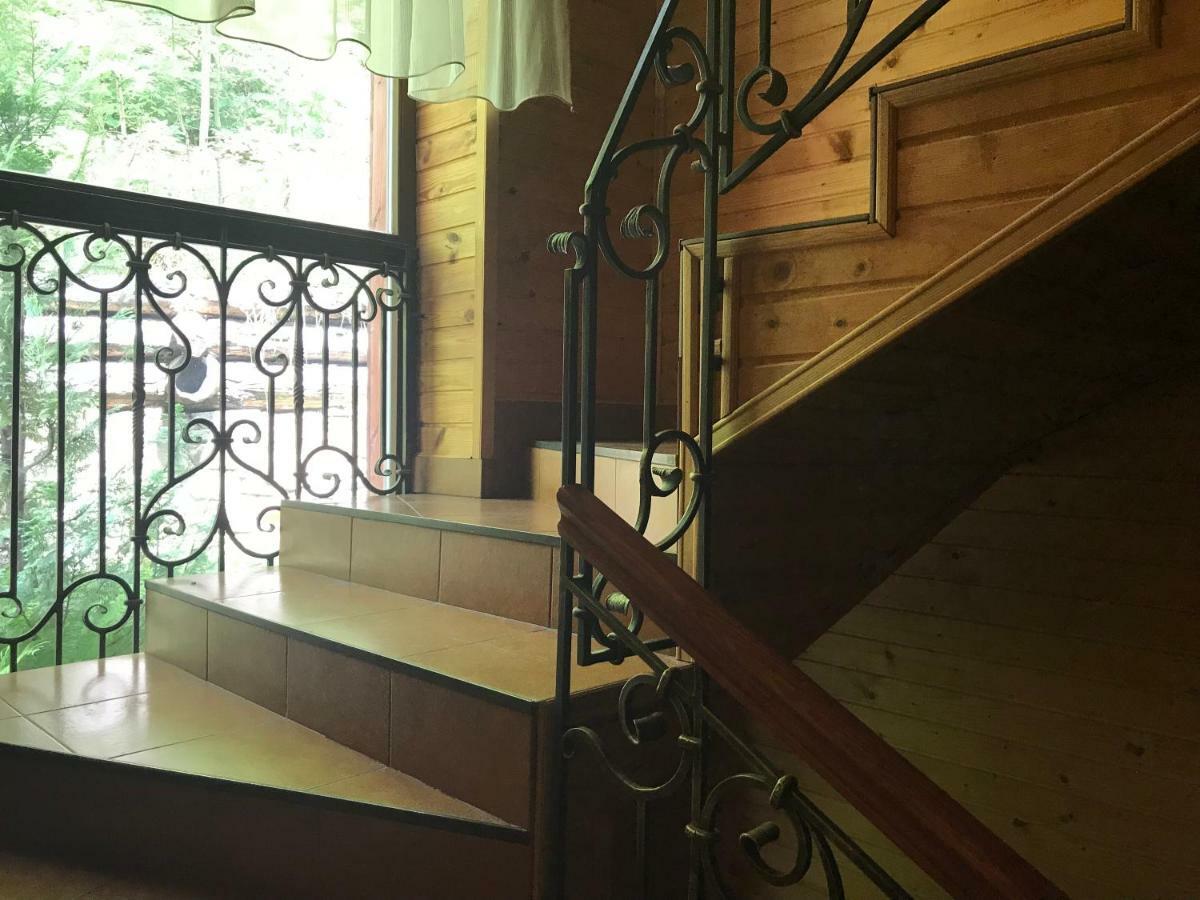 Elf-Cottage Tur'ya Paseka Bagian luar foto